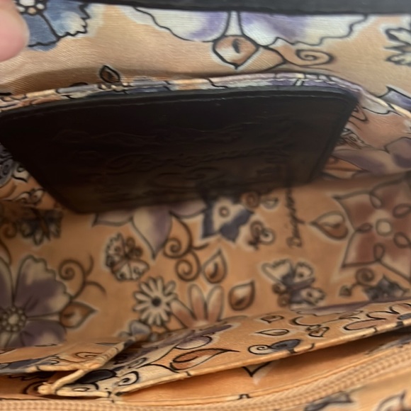 Vintage Brighton Straw Handbag. some tarnish on buckles In good condition - Picture 7 of 9